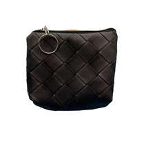 Black Quilted Women's Zippered Coin Purse With Key Ring