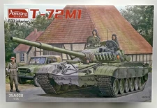 Amusing Hobby AH 35A038 1/35 T-72M1 Full Interior Brand New Complete Kit