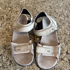 Clarks Tan Adjustable Springer Sandel  Women's 9 M