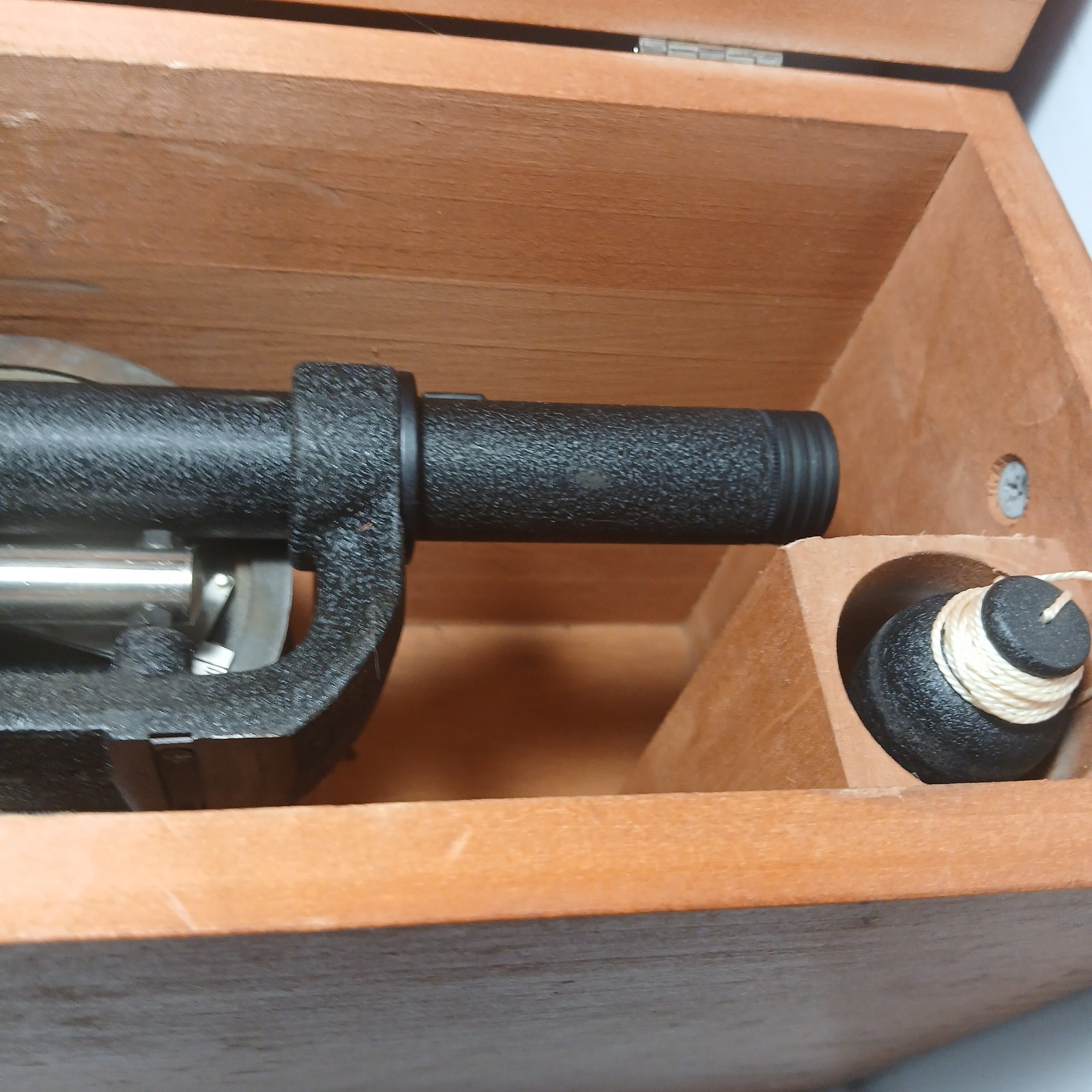 Vintage L.S. Starrett No. 99 Transit Tool Survey Scope with wooden carry case