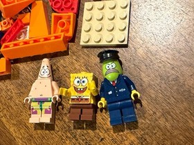 Lego 3830 The Bikini Bottom Express Spongebob 100% Complete w/ Manual 2008