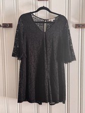 francesca's Black Floral Lace Shift Dress V-Neck Keyhole Flutter Sleeve M