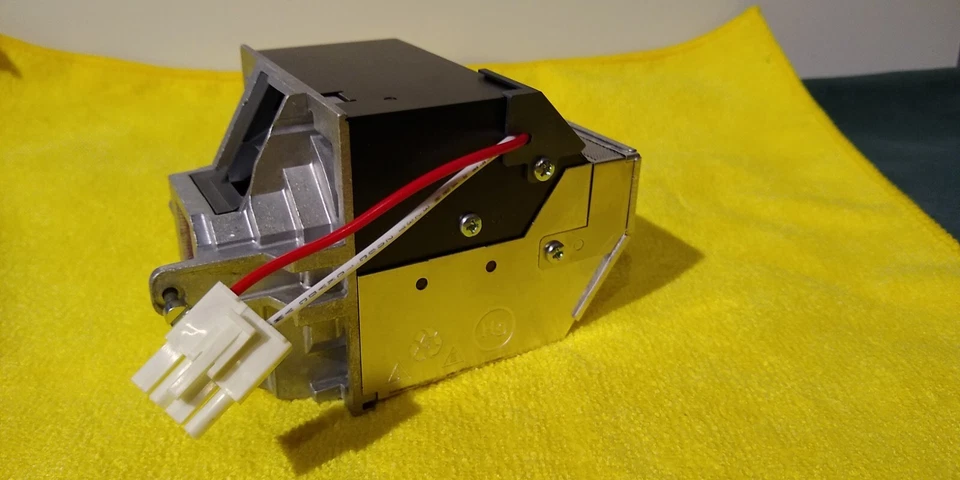 Lámpara proyector de repuesto Infocus IN24 IN24C IN24EP IN26 IN26C SP-LAMP-024 Foto 2 de 4