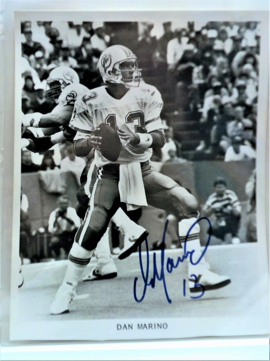 Dan Marino Signed 8