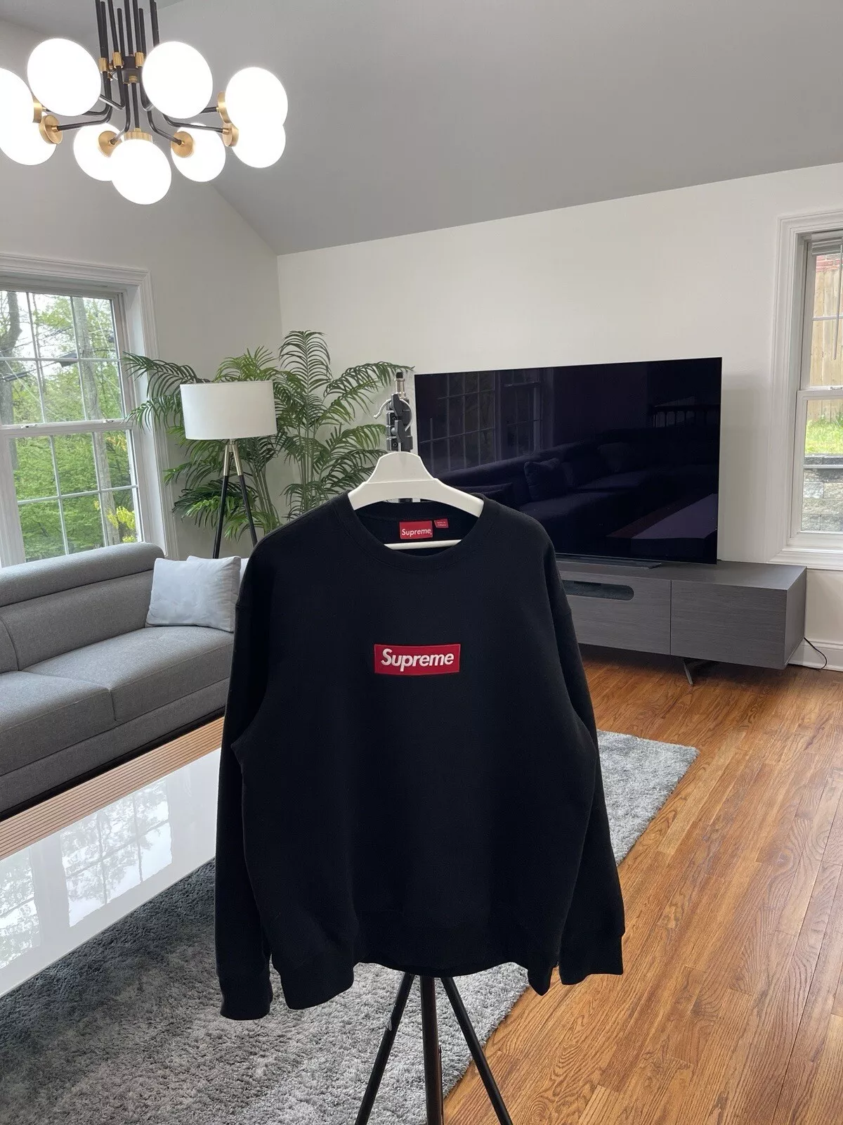 Logo Supreme Box