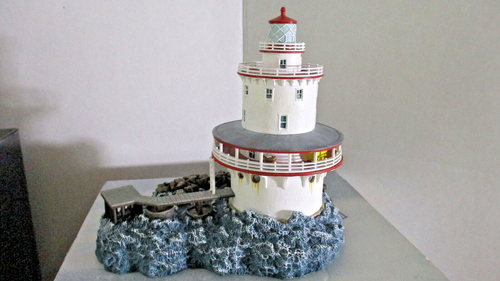 Harbour Lights BRANDYWINE SHOAL, NJ #295 LIGHTHOUSE SCULPTURE / FIGURINE BOX COA - Picture 2 of 8