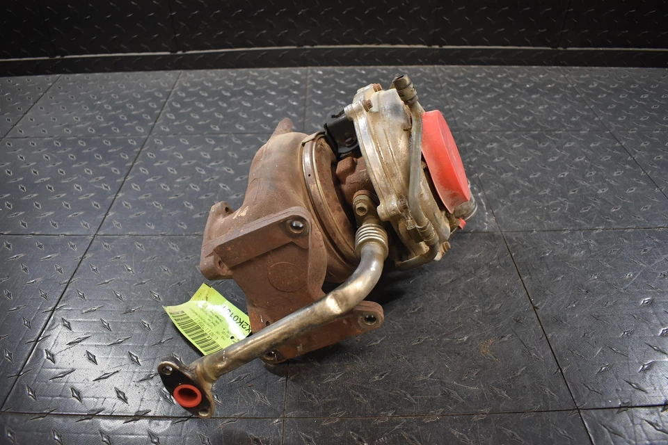 2006 - 2007 Chevy Silverado 2500HD Turbo for 6.6L Duramax Turbo Diesel Engine Foto 2 de 4