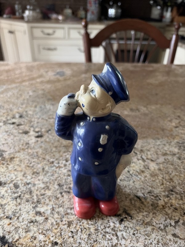 IRWIN RED SHOES WALKING POLICE MAN PLASTIC WIND UP TOY 1950s WORKS