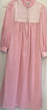 Vintage Gilligan O  Malley Pink Velour Robe Sm/Med Petite