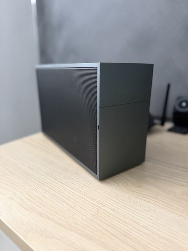 NCASE T1 v2.5 Gunmetal SFF Flatpack PCIE gen 4 riser