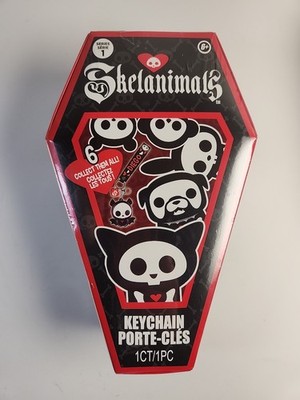 Hasbro Series 1 SKELANIMALS Collectible Figural Keychain Coffin
