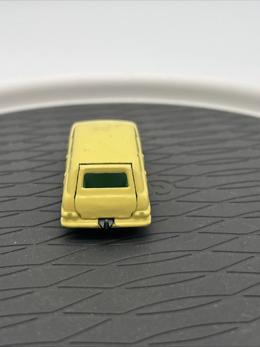 1960s Matchbox Lesney Models Vauxhall Victor Estate Model Toy Car #38 Green Int - Picture 9 of 12