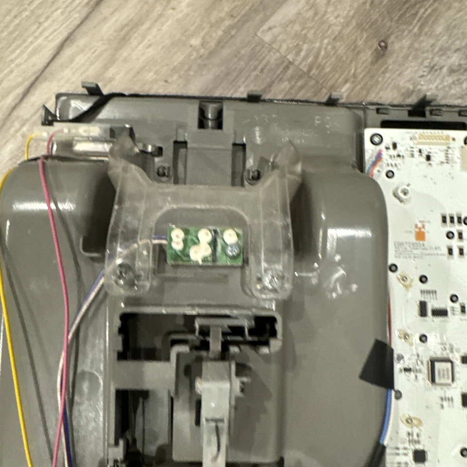 PANEL DISPENSADOR REFRIGERADOR LG PARTE# MCK665428 Negro ACERO INOXIDABLE #3025 Foto 4 de 4