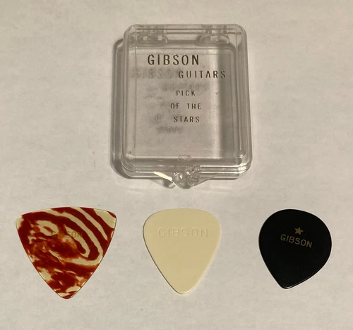 (3) GIBSON Original Guitar Plectrum/Picks & Pick of The Stars Plastic Case '50s