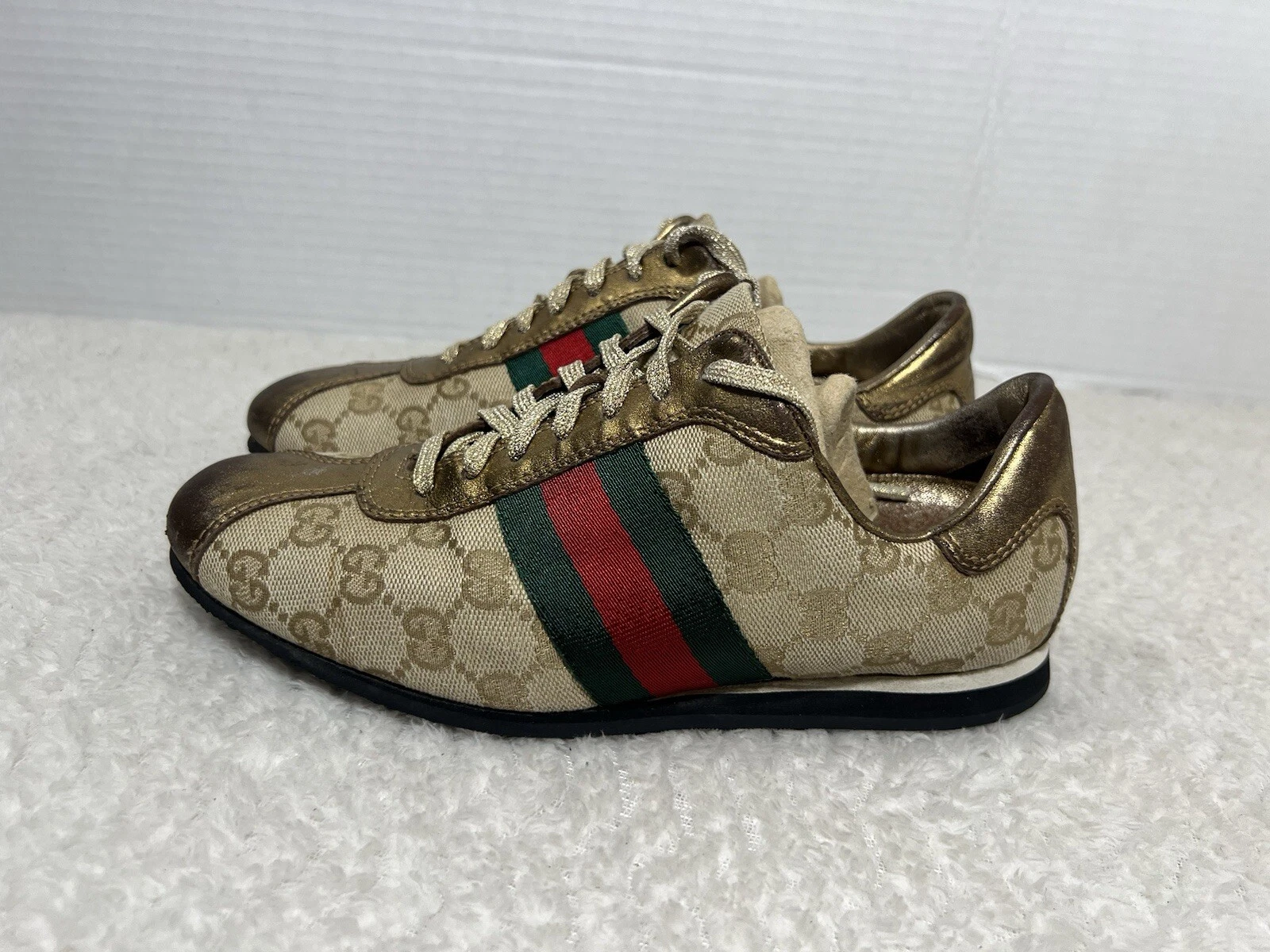 Baskets à la mode cuir toile métallique Gucci taille 35 US 5 or 117706