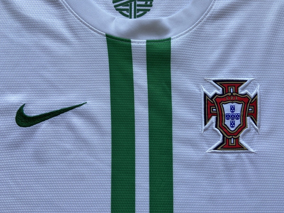 Nike ポルトガル Portugal 2012 Away ユニフォーム　M PORTUGAL 2012 2013 AWAY FOOTBALL SHIRT SOCCER JERSEY NIKE