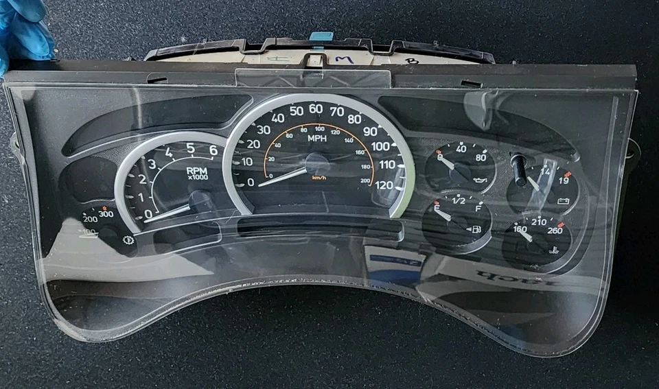 2005 悍马 H2 黑面原始设备制造商 120mph 速度表簇 — 第 3/4 张图片