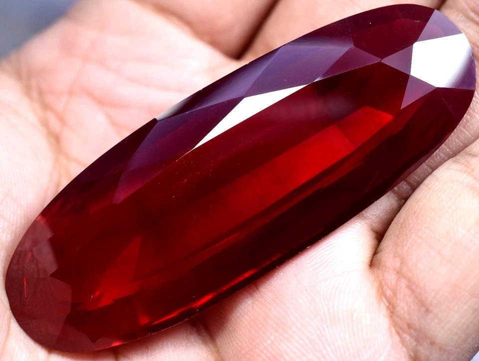 Natural 191.55 Ct Blood Red Ruby Mozambique GGL Certified Loose Gemstone - Image 4 of 4