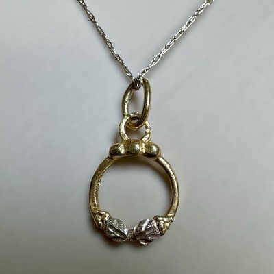 Vintage 12K Charm Anhänger 10K Halskette 20 Zoll Blatt massiv Gelbgold 0,8 g MCM