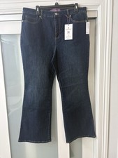 Gloria Vanderbilt Amanda Boot Jeans Size 16S - NWT