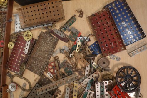 HUGE Early Collection of MECCANO Outfits Sets Joblot Car Plane Parts Wooden Box - Picture 4 of 24