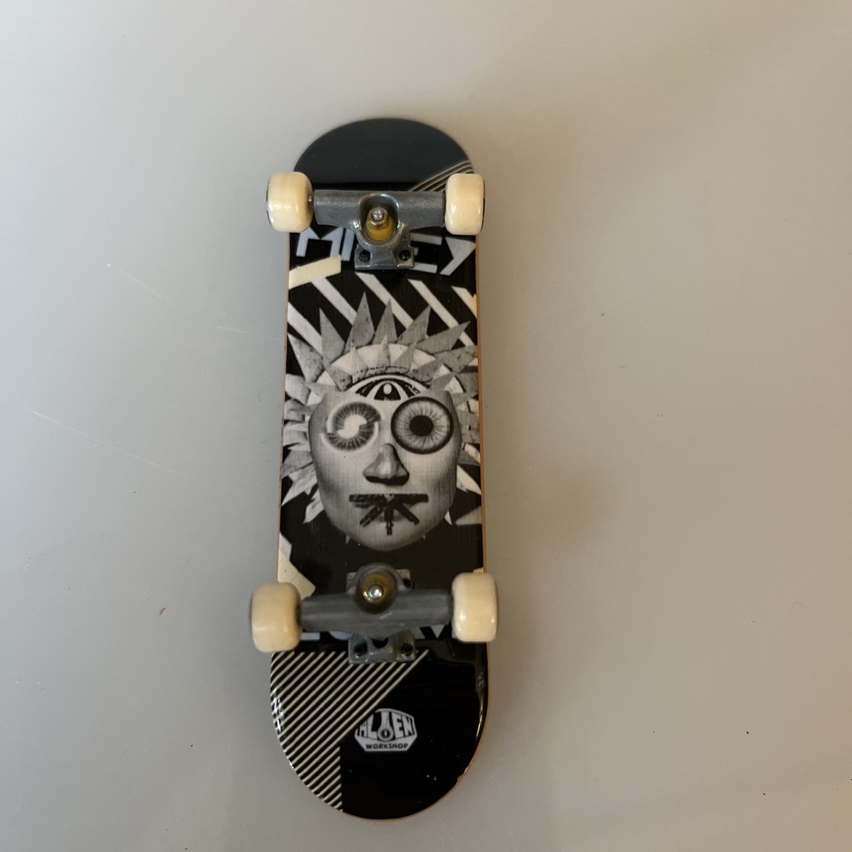 Lot Tech Deck – Boîte De Rangement + Fingerboards Alien Workshop, Rob Dyrdek, PNH