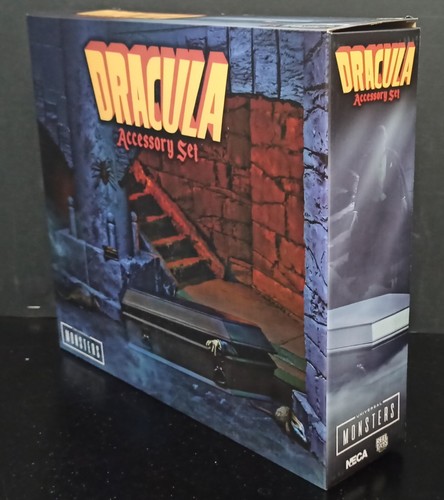 NECA 2021 UNIVERSAL MONSTERS DRACULA COFFIN ACCESSORY SET BOXED - Picture 22 of 24