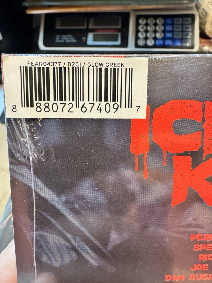 A Work of Art Glow In The Dark Green 7" Vinyl Ice Nine Kills Terrifier LE /300 - Image 3 of 3