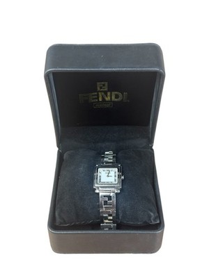 Size OS - Fendi 6000L Mother Of Pearl Roman Numeral Dial . Pre-Owned