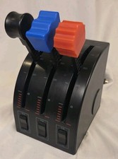 Saitek Pro Flight Three Lever Throttle Quadrant with PS/2 Connecor PZ45 Mad Catz