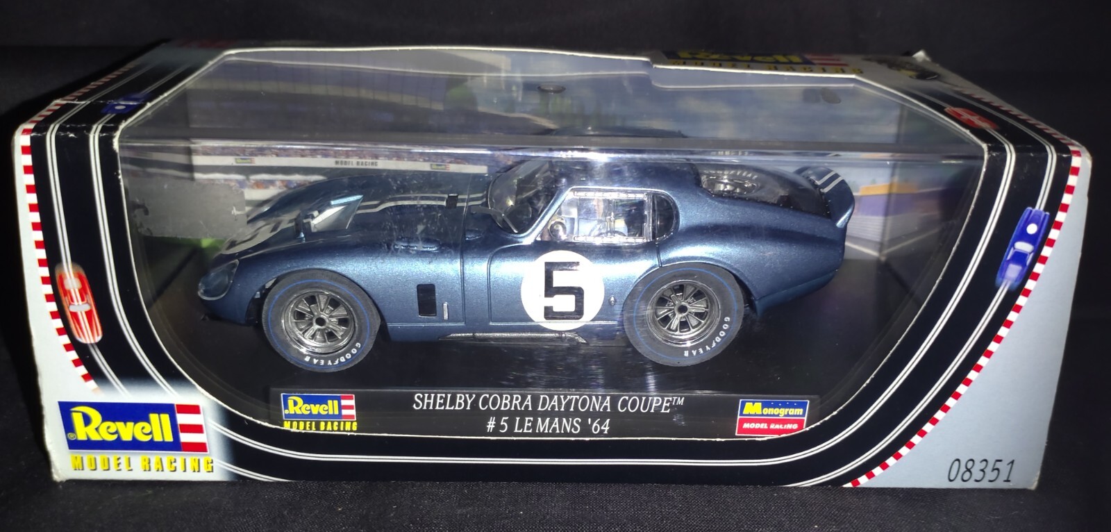 Revell Shelby Cobra Daytona Coupe #5 Le Mans 1964