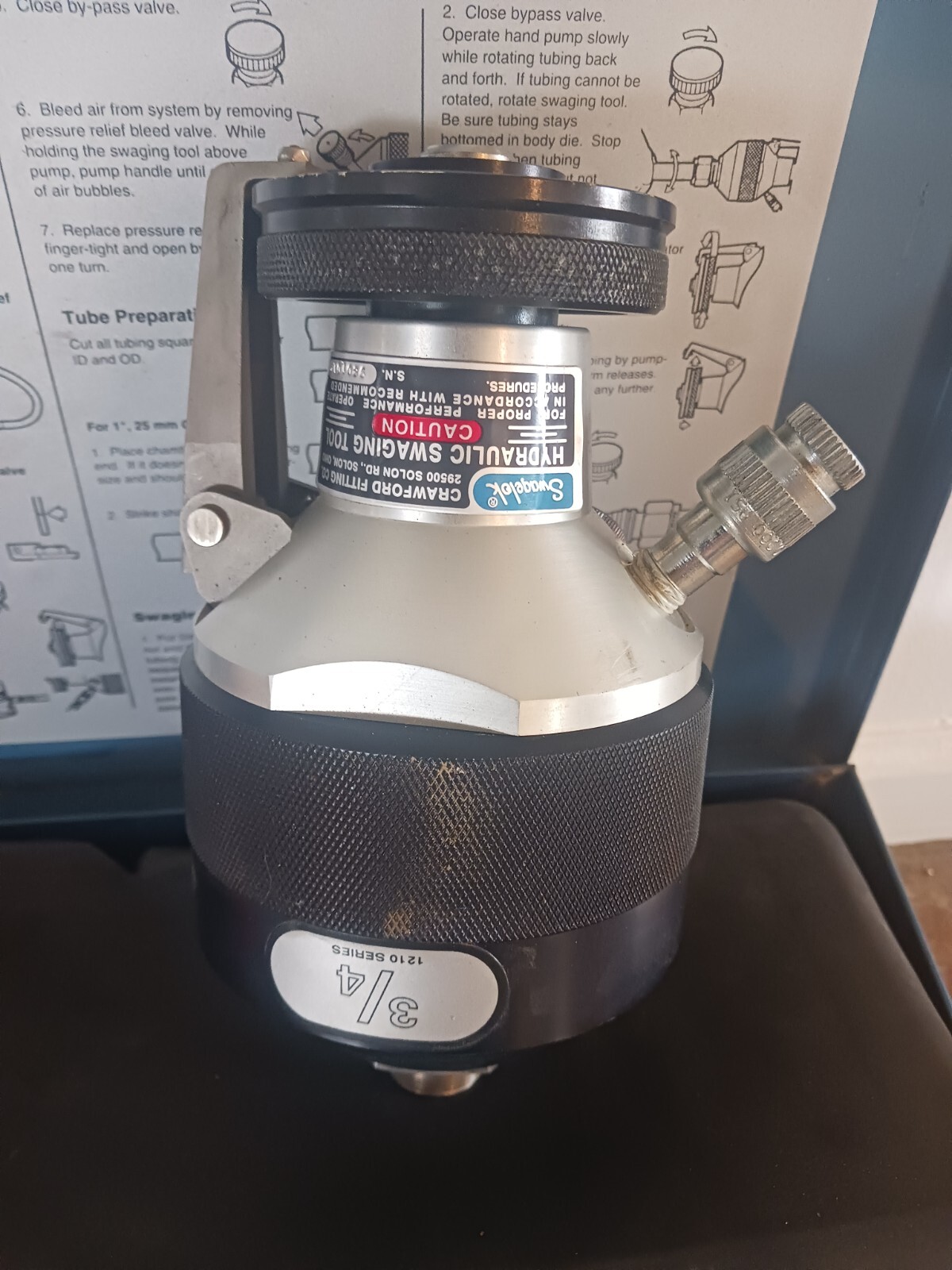 Swagelok 3/4" Hydraulic Swaging Tool Series 1210 With pump CLEAN eBay