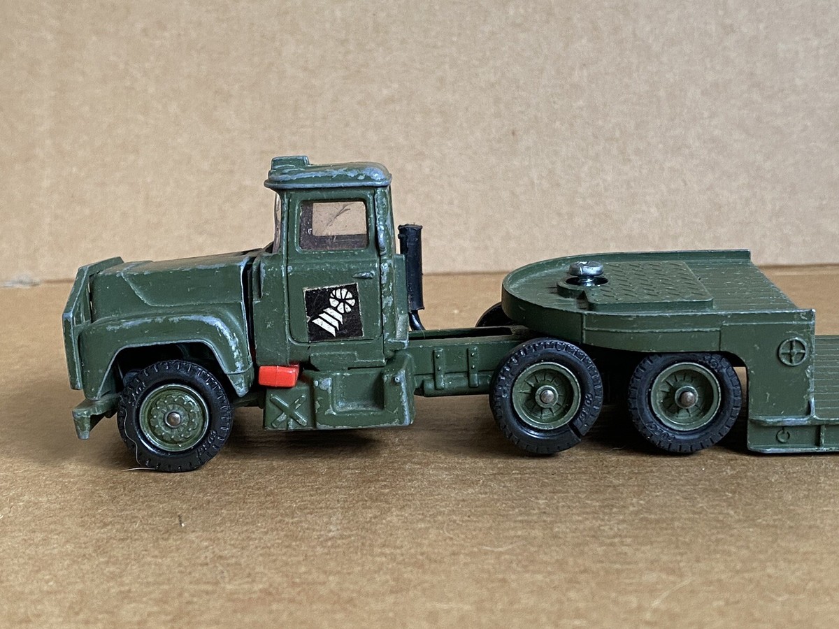 Corgi Major Toys Mack Military Truck Army Transpoter, Die Cast