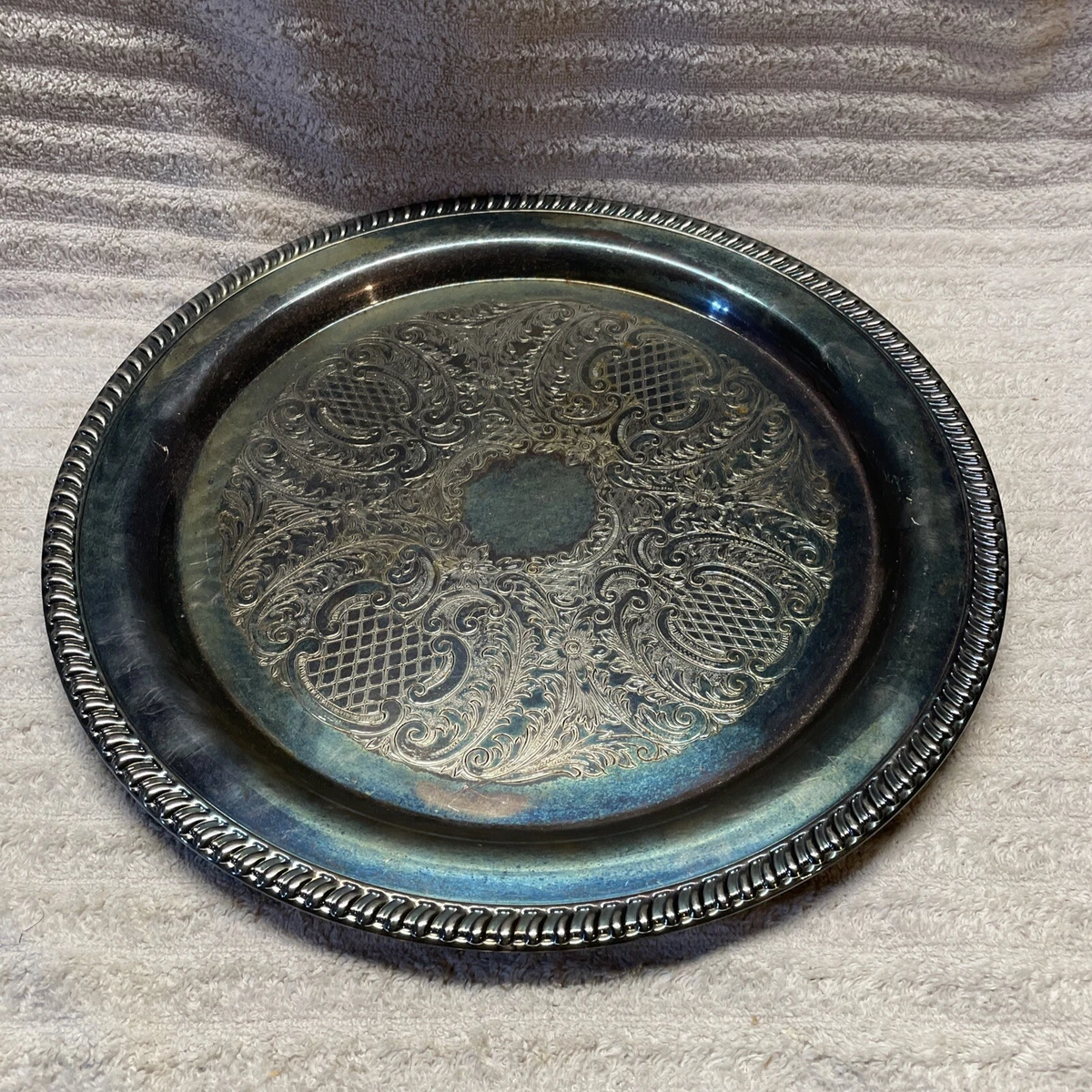Large round silver tray deals