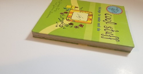 Crafty Girl:Cool Stuff :Things to Make & Do by Jennifer Traig, Julianne Balmain - Imagen 3 de 6