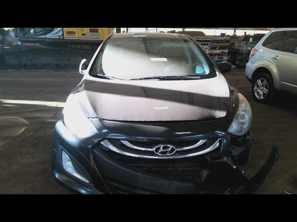 Wheel 16x6-1/2 Alloy Hatchback GT With Fits 13-15 ELANTRA 6432341 - Image 4 of 4