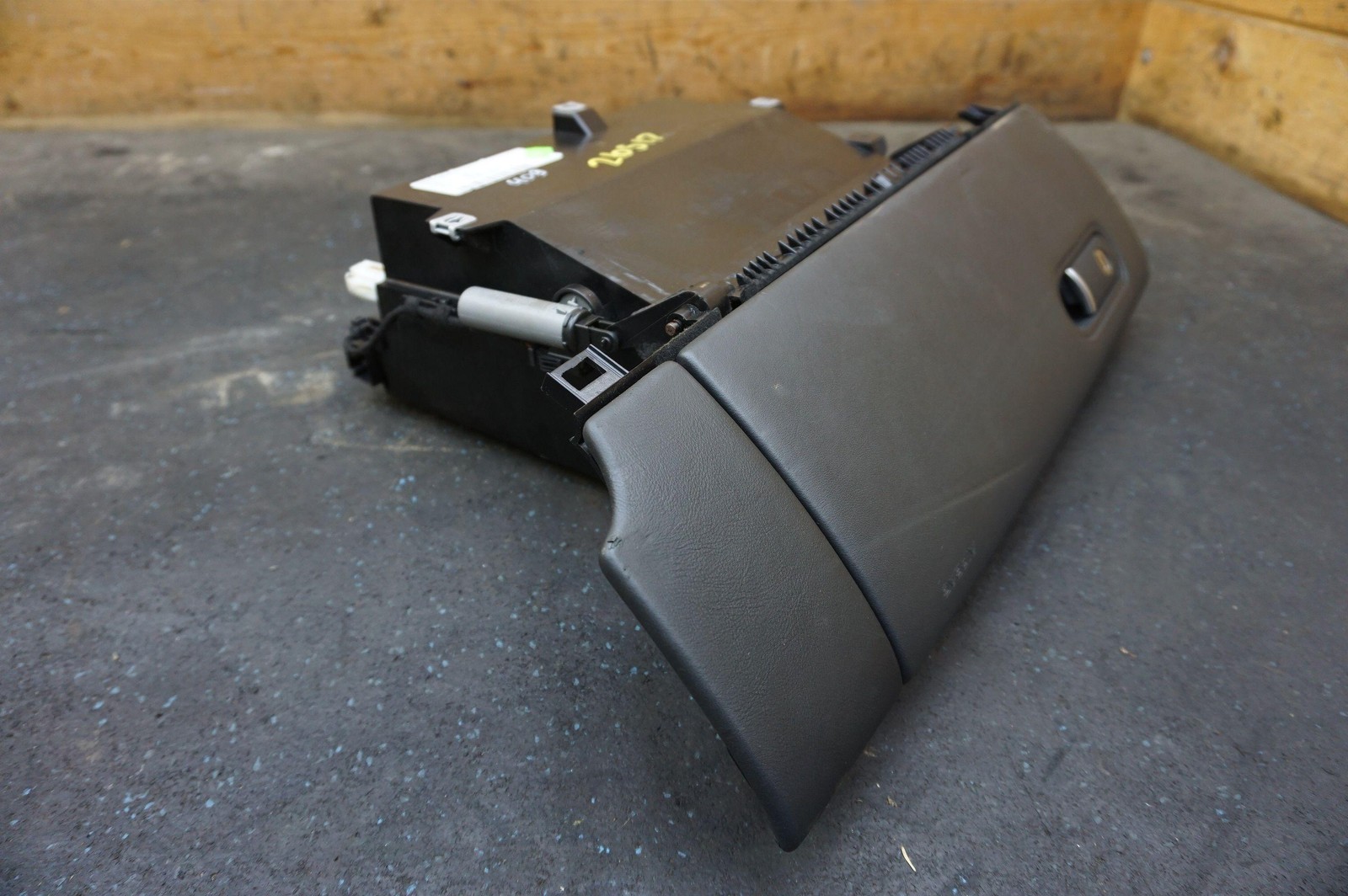 Dash Glove Box Compartment Nappa Leather Black 423857104 OEM Audi R8 2008-15