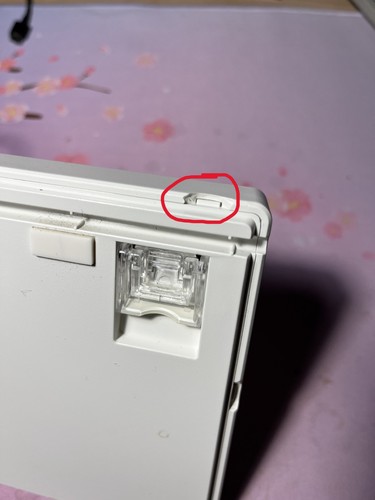NIZ Micro82 elektrostatyczna klawiatura pojemnościowa biała - Zdjęcie 7 z 8