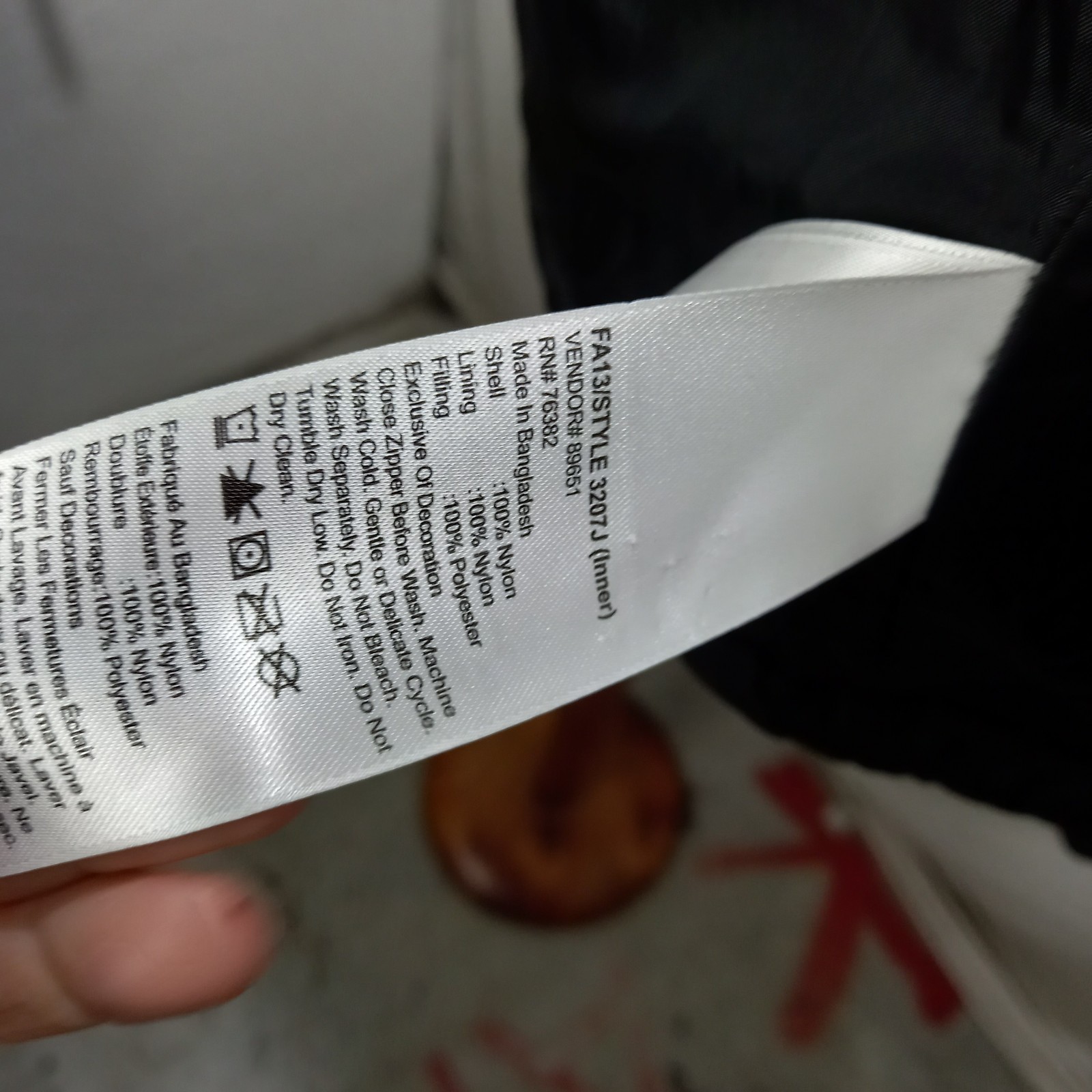 item e6488 black timberland jacket / padding size… - image 10