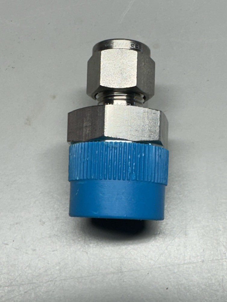 Swagelok SS-600-1-12 Male Connector Fitting 3/8” Tubing X 3/4” MNPT 