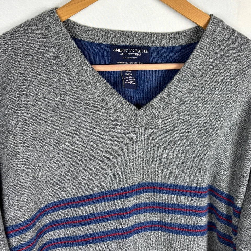 NWOT American Eagle Mens Ramie Pullover Sweater XXL Grey V-neck Classic Preppy - Image 2 of 4