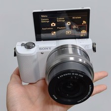 Sony Alpha a5000 Mirrorless Digital Camera with 16-50mm Lens - 95 New