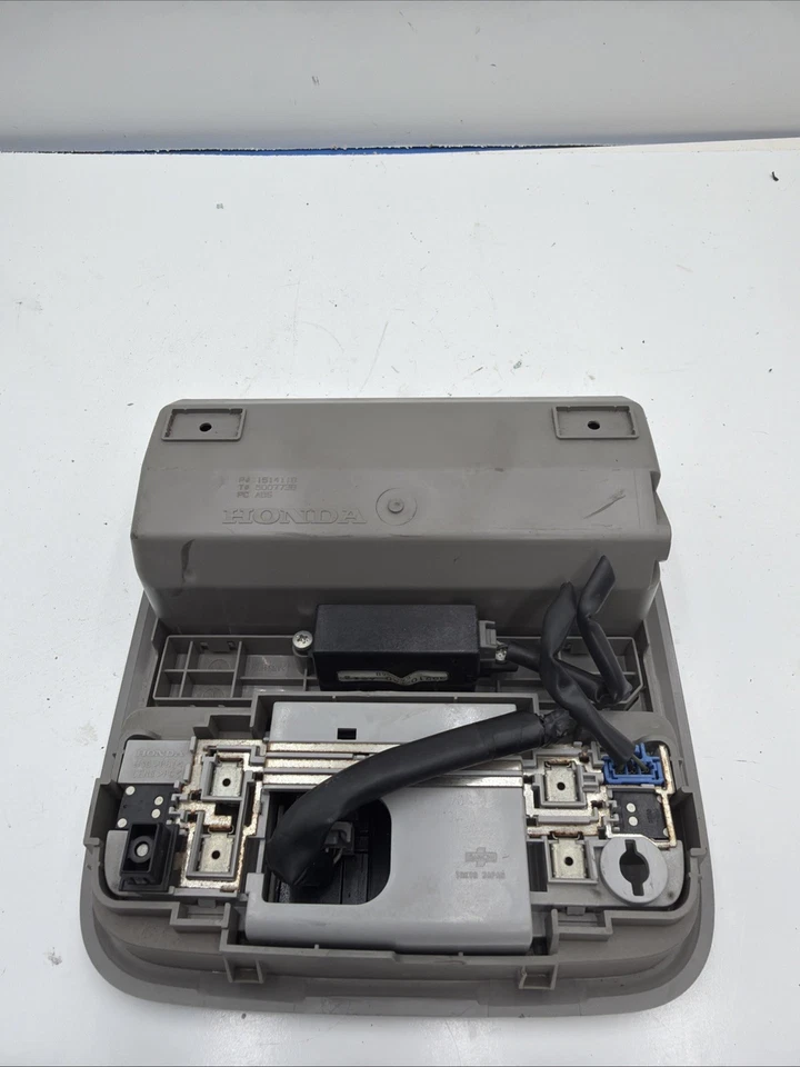 Honda Accord 2013-2017 consola superior delantera domo lámpara B216-04 Foto 3 de 4