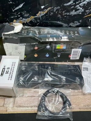 Line 6 HX Stomp XL Digital Multi-Effects Processor Pedal for Electric & Bass
