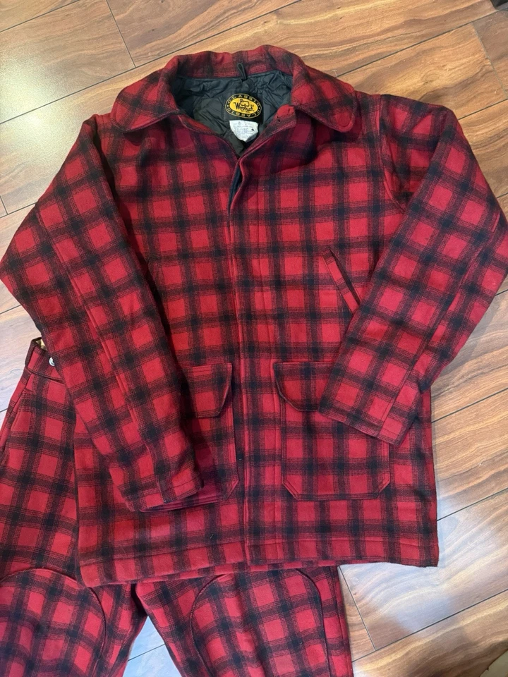 VTG Woolrich Wool Suit 2 Pc Set Red Black Plaid Hunting Coat Jacket M /Pants R - Image 2 of 4