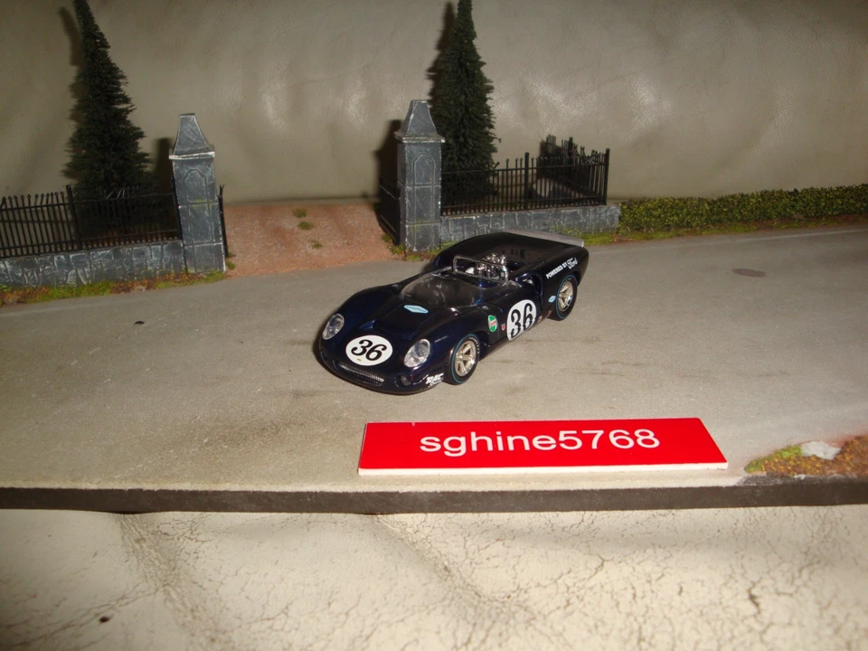 GMP 1/43 - Lola T70 Mk 3B 1967 / Dan Gurney - ER - Photo 3/4