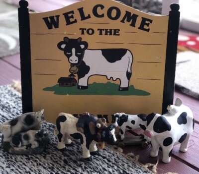 Cow Figures Farmhouse Animal Decor Lot Of 5. Vintage Assortment Sign Included