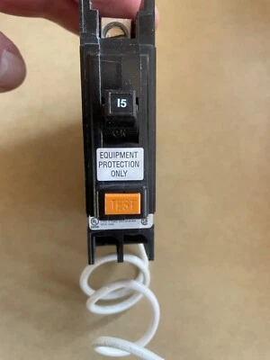 Eaton Cutler Hammer QCGFEP1015 Ground Fault Equipment Protection Breaker