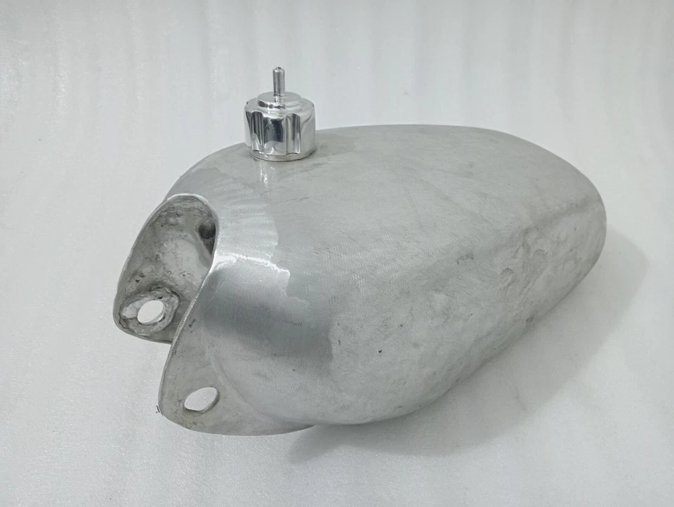 Honda CR250M CR 250M 1973 Elsinore aluminio sin tanque de gasolina pulido + tapa Foto 3 de 4