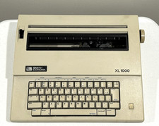 Vintage Smith Corona XL 1000 Electric Typewriter With Lid thumbnail